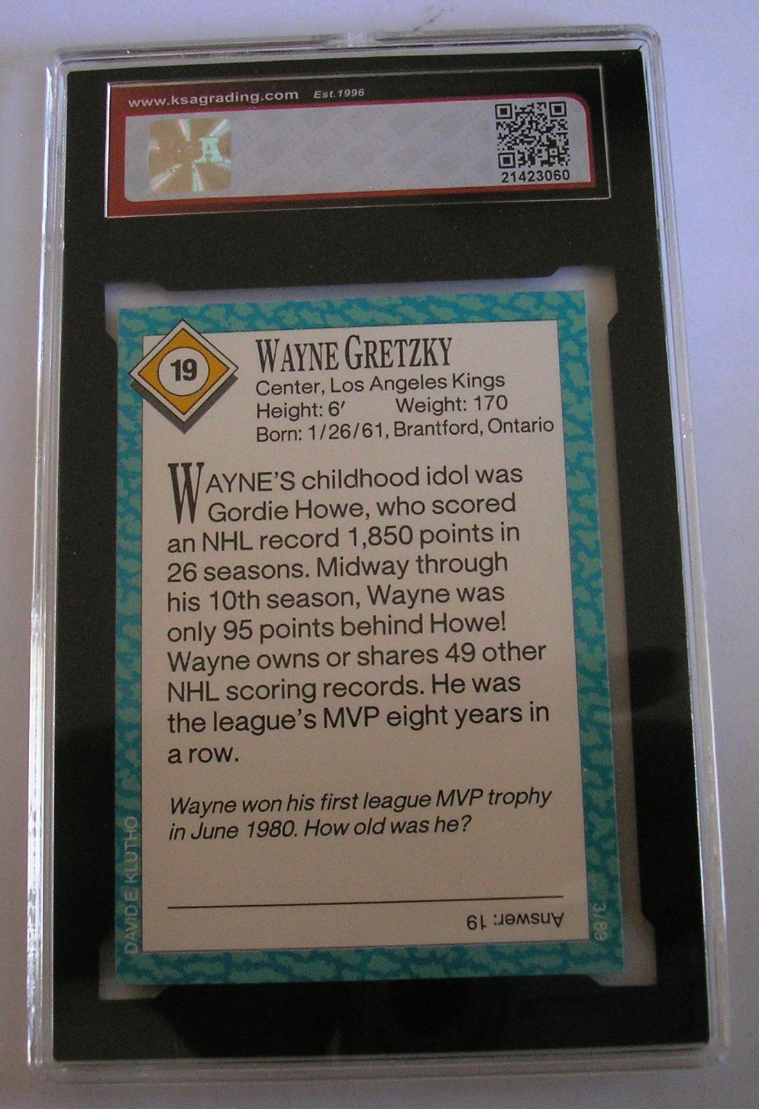 Closer look at 1989 Wayne Gretzky from 1989 Sports Illustrated for Kids Series 1 card 19